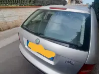Usata Skoda Fabia 75 CV (55 kW) 2004 Grigio Station wagon