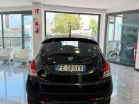 Usata Lancia Ypsilon Platinum 69 CV (50 kW) 2016 Nero Utilitaria