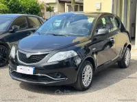 Usata Lancia Ypsilon Silver 69 CV (50 kW) 2016 Nero Utilitaria