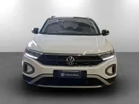 Usata VW T-Roc Life 110 CV (80 kW) 2024 Pure white nero SUV