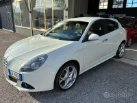 Usata Alfa Romeo Giulietta Distinctive 170 CV (125 kW) 2010 Bianco Utilitaria