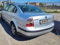 Usata VW Passat 90 CV (66 kW) 2001 Grigio Berlina