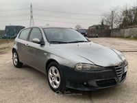 Usata Alfa Romeo 147 Progression 105 CV (77 kW) 2007 Grigio Utilitaria