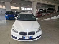 Usata BMW 218 Active Tourer Sport Line 150 CV (110 kW) 2016 Bianco Monovolume