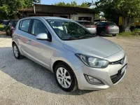 Usata Hyundai i20 Edition 75 CV (55 kW) 2013 Grigio Utilitaria