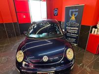 Usata VW New Beetle 90 CV (66 kW) 2002 Blu Utilitaria