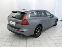 usata Volvo V60 D3 Geartronic Business Plus del 2020 usata a Castel d'Ario