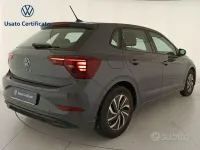 Usata VW Polo Life 95 CV (69 kW) 2023 Blu Utilitaria