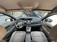 Usata Renault Scénic III Dynamique 130 CV (95 kW) 2010 Grigio Monovolume
