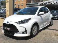 Usata Toyota Yaris Hybrid 92 CV (67 kW) 2023 Bianco Berlina