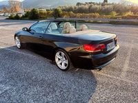 Usata BMW 320 Cabriolet 177 CV (130 kW) 2009 Nero Cabrio