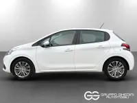 Usata Peugeot 208 Active 82 CV (60 kW) 2018 Bianco Utilitaria