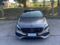Usata Mercedes A200 136 CV (100 kW) 2017 Grigio Utilitaria