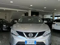 Usata Nissan Qashqai Acenta 110 CV (80 kW) 2016 Grigio SUV
