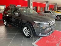 Usata Jeep Cherokee Longitude 140 CV (102 kW) 2015 Grigio SUV