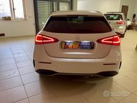 Usata Mercedes A180 AMG 108 CV (79 kW) 2018 Bianco Berlina