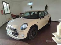Usata Mini One D Business 95 CV (69 kW) 2016 Beige Utilitaria
