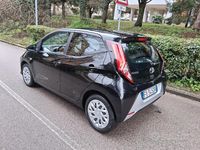 Usata Toyota Aygo 69 CV (50 kW) 2019 Grigio Utilitaria