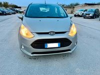 Usata Ford B-MAX 75 CV (55 kW) 2015 Marrone Monovolume