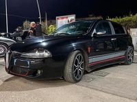 Usata Alfa Romeo 147 310 CV (228 kW) 2007 Nero Utilitaria