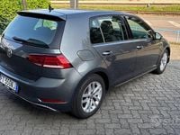 Usata VW Golf VII Highline 116 CV (85 kW) 2019 Grigio Berlina