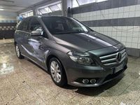 Usata Mercedes B180 Executive 109 CV (80 kW) 2012 Grigio Monovolume