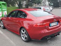 Usata Jaguar XE R-Sport 180 CV (132 kW) 2015 Rosso Berlina