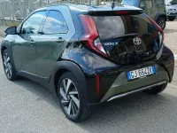 Usata Toyota Aygo X 72 CV (52 kW) 2022 Vernice metallizzata SUV