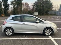 Usata Peugeot 208 Access 68 CV (50 kW) 2012 Utilitaria