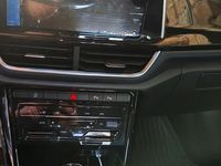 Usata VW T-Roc R-line 116 CV (85 kW) 2023 SUV