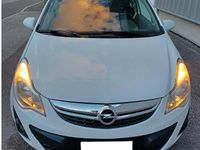 Usata Opel Corsa 86 CV (63 kW) 2011 Bianco Berlina