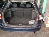 Usata Toyota Avensis 2002 Blu Station wagon