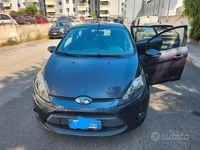 Second-hand Ford Fiesta 96 CP (70 kW) 2009 Gri Hatchback
