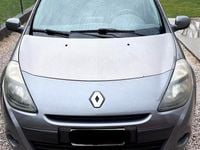 Usata Renault Clio II Dynamique 86 CV (63 kW) 2010 Grigio Berlina