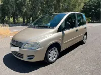 Usata Fiat Multipla 120 CV (88 kW) 2008 Giallo Monovolume