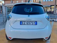 Usata Renault Zoe 27 kW (38 CV) 2015 Bianco Utilitaria