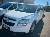 Usata Chevrolet Orlando LT 131 CV (96 kW) 2012 Bianco Monovolume