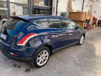 Usata Lancia Delta 120 CV (88 kW) 2011 Blu Utilitaria