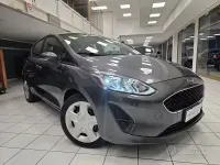 Usata Ford Fiesta 85 CV (62 kW) 2017 Grigio Utilitaria