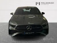 Usata Mercedes A180 Advanced Plus 116 CV (85 kW) 2025 Grigio montagna Berlina