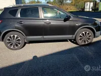 Usata Nissan Qashqai 140 CV (102 kW) 2010 Nero SUV