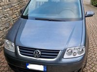 Usata VW Touran 115 CV (84 kW) 2003 Grigio Monovolume