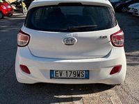 Usata Hyundai i10 67 CV (49 kW) 2014 Bianco Utilitaria