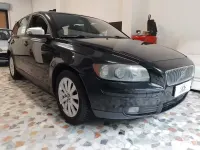 Usata Volvo V50 Summum 109 CV (80 kW) 2007 Nero Station wagon