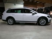 Usata VW Golf Alltrack 184 CV (135 kW) 2020 Bianco pastello Station wagon