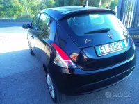 Usata Lancia Ypsilon Silver 80 CV (58 kW) 2013 Nero Utilitaria