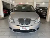 Usata Lancia Ypsilon 69 CV (50 kW) 2011 Grigio Utilitaria