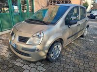 Usata Renault Modus Dynamique 75 CV (55 kW) 2007 Beige Monovolume