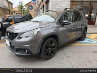 Usata Peugeot 2008 GT-line 120 CV (88 kW) 2018 Grigio SUV