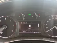 Usata Opel Mokka 110 CV (80 kW) 2017 Nero SUV